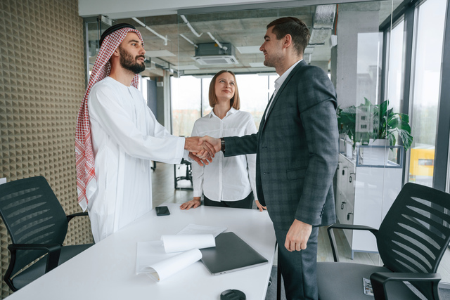 UAE business handshake